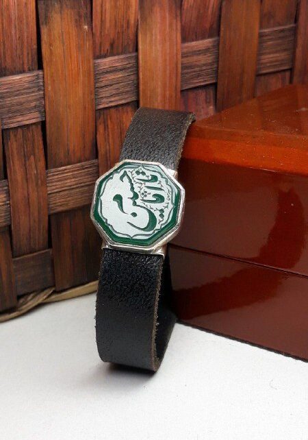 خرید دستبند چرمی مردانه عقیق سبز