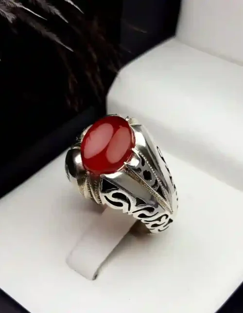 انگشتر مردانه عقیق یمنی سرخ خوشرنگ کد 2071