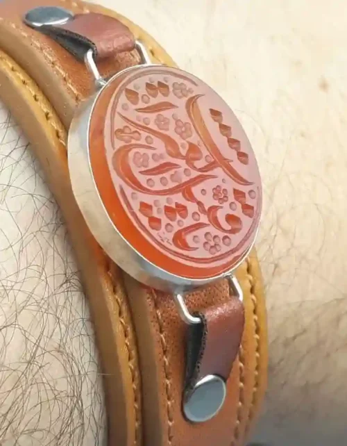 دستبند چرمی عقیق سرخ خطی، کد 3458