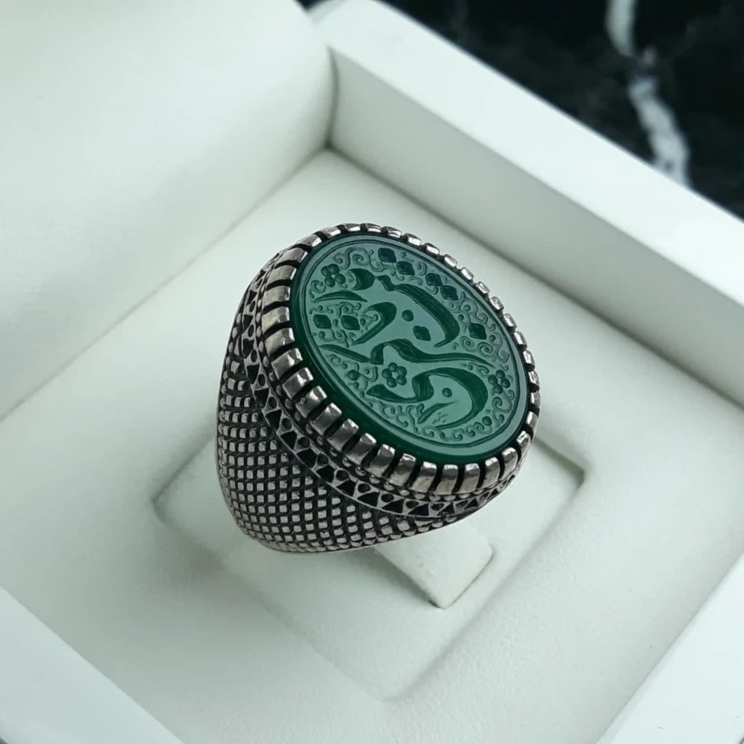 انگشتر مردانه عقیق سبز خطی یا زینب کبری کد 3732 - 1 انگشتر عقیق سبز خطی کد 3732